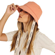 Malbon Dena Bucket Hat för kvinnor - Coral Haze