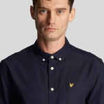 Lyle & Scott 일반 맞춤 경량 옥스포드 셔츠 - 다크 해군