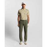 Baju Polo Golf Bunga Digital Lyle & Scott - Kuning Matahari Terbit