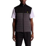 Lyle & Scott 运动抓绒混合高尔夫马甲 - 深黑色/花岗岩